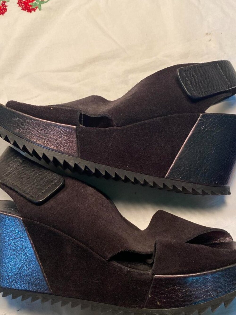 Pedro Garcia Federica Criss-Cross Wedge Sandals Black Castoro Suede Size 38.5 - Picture 5 of 7
